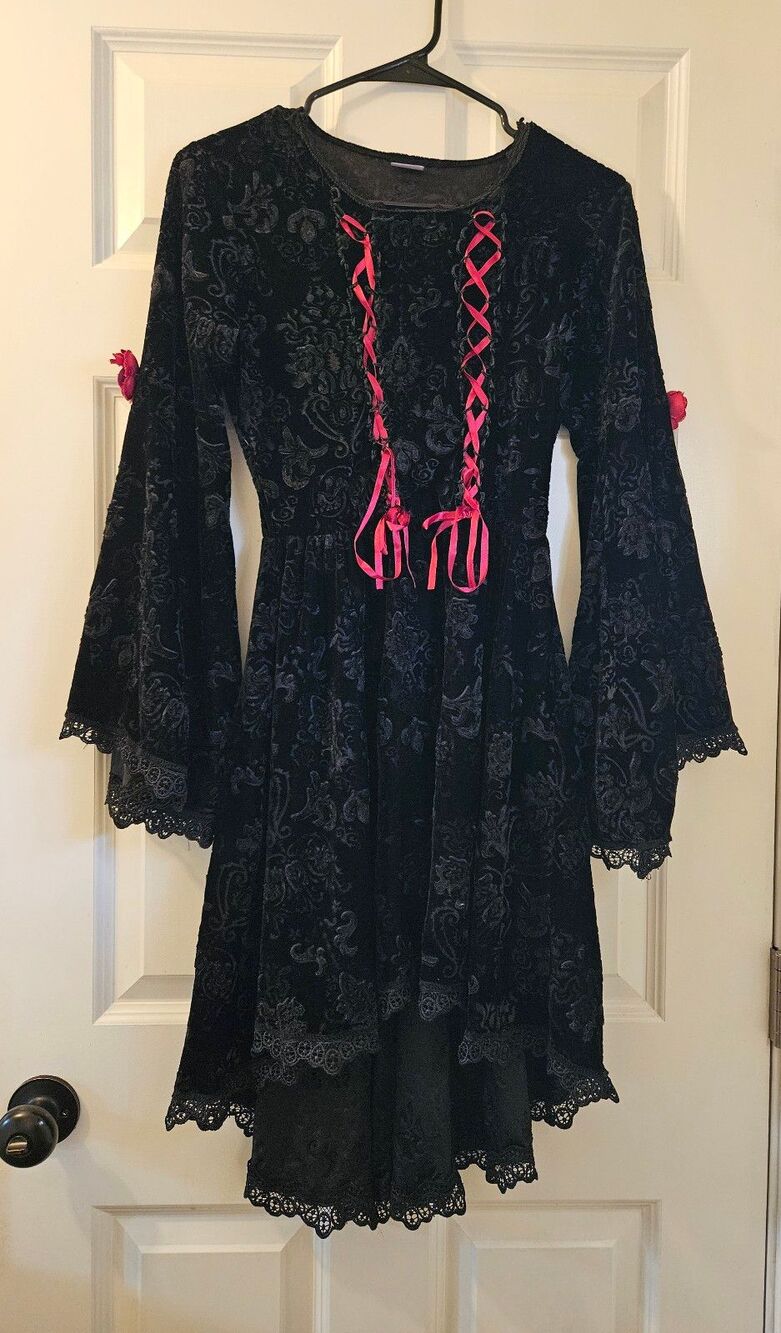 Spirit Gothic Halloween Costume Kids Size XL Black & Red Velvet Lace Up Dress